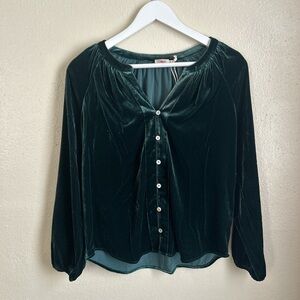 Faherty Green Silk Blend Velvet Top NWOT